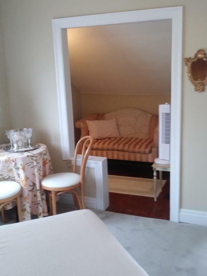 The Guest House At The Regina House Tea Room Moosic Екстер'єр фото